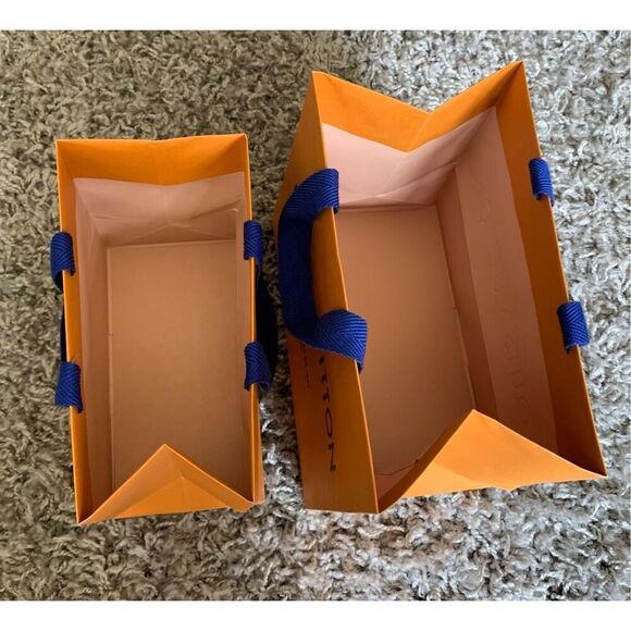 2 Authentic Louis Vuitton Shopping Gift Paper Bag LOT - Picture 5 of 7